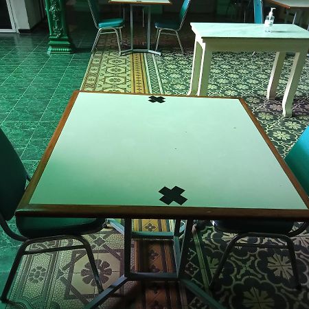 Hotel Trio Surakarta  Luaran gambar