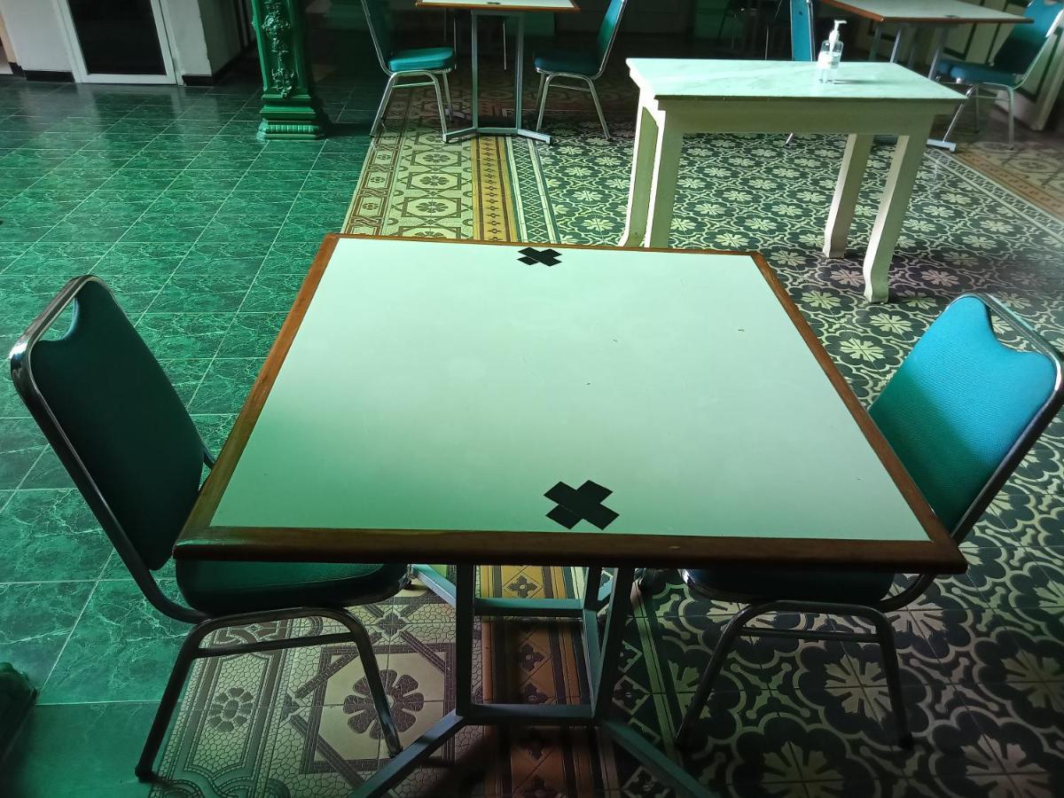 Hotel Trio Surakarta  Luaran gambar