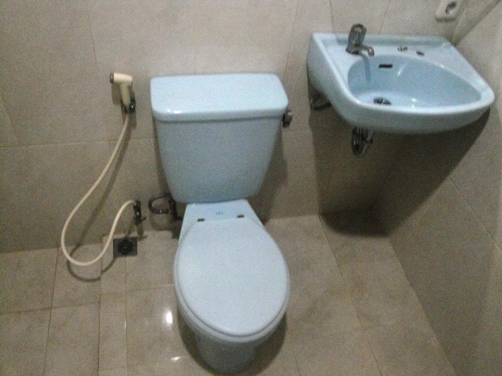 Hotel Trio Surakarta  Bilik gambar